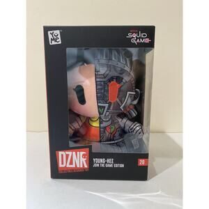 YuMe DZNR SQUID GAME YOUNG-HEE 7in Join The Game‎ Edition Collectible Plush